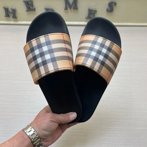 Pantuflas Planas de Lujo Originales de Alta Calidad, Pantuflas de Diseñador para Parejas, para Uso Casual en Exteriores, Interiores y Playa, Sandalias de Marca - Product Image 3