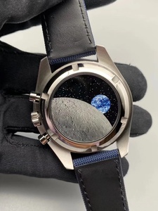 Montre de luxe pour homme avec cadran bleu, verre saphir et bracelet en silicone, mouvement mécanique automatique calibre 116622 - Product Image 6
