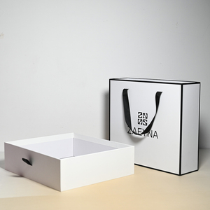 Diseño deslizante personalizado <span class=keywords><strong>de</strong></span> lujo Logo Foil Papel recubierto rígido Pestaña extraíble Cajón Camiseta Ropa interior Caja <span class=keywords><strong>de</strong></span> regalo Embalaje con asa - Product Image 3