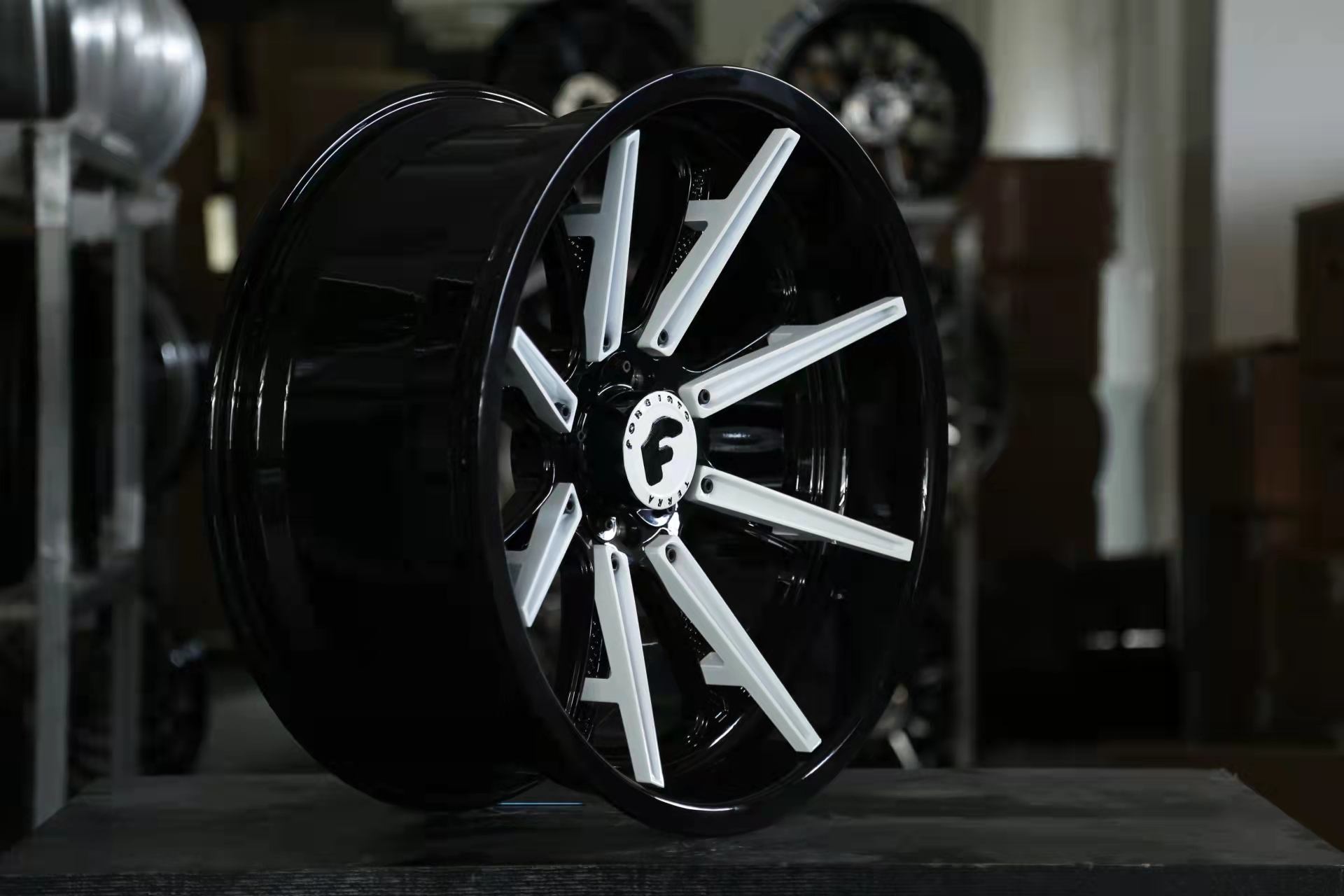 rims 201x10 black off road