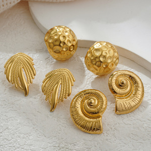 Alla moda in acciaio inox placcato oro Conch conchiglia <span class=keywords><strong>orecchini</strong></span> di stelle di pesce per le donne con zirconi cubici gioielli da regalo - Product Image 3
