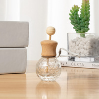 Bouteille de désodorisant vide de 10ml avec bâton en bois et sortie d'agrafe d'évent diffuseur d'huile essentielle d'aromathérapie bouteille en verre de parfum de voiture