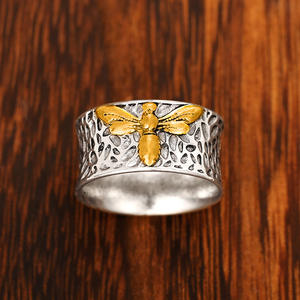 Anello in Argento H299 con Design a Insetto Placcato Oro 18K, Gioiello Unisex alla Moda, Idea Regalo - Product Image 2