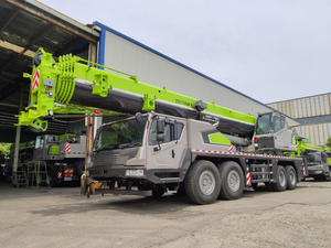 Prix de vente direct usine : Grue montée sur camion 110 tonnes ZTC1100R653 – Nouvel équipement de construction pour la réparation - Product Image 4