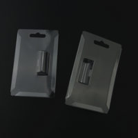 Emballage en blister transparent de forme personnalisée pour batterie, emballage en plastique pliable à trois volets avec carte en papier imprimée