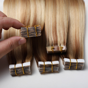 Extensions a Nastro di <span class=keywords><strong>Capelli</strong></span> Umani Europei 100% <span class=keywords><strong>Veri</strong></span> Remy, Doppia Trama, Lisci, con Cuticole Completamente Allineate, Colore Balayage, per Vendita all'Ingrosso - Product Image 1
