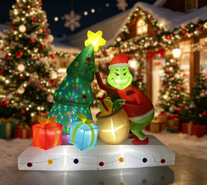 <span class=keywords><strong>Grinch</strong></span> Gonfiabile di 2,4 Metri con Albero di Natale e Pacchi Regalo per Decorazioni Esterne, con Luci LED Integrate - Product Image 1