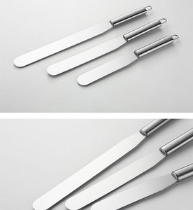 Spatola Lunga in Acciaio Inox di Alta Qualità e Coltello Semplice per Torte per Uso Domestico e Pasticceria - Product Image 6