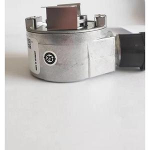 Encoder Incremental Sick Motorfeedback SFS60-HRAT4K02, 7-12 Vdc, Extremo Redondo Horizontal - Product Image 3