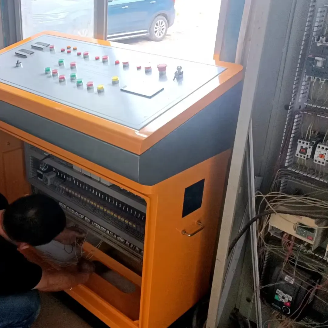 Máquina prensadora automática de bloques de hormigón y cemento con control PLC