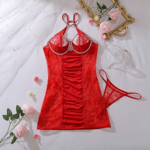 Gaun Seksi Elegan Bergaya Hitam dan Merah dengan Renda, Kerah Halter Transparan, dan Kawat Penyangga untuk Membentuk Tubuh - Product Image 6
