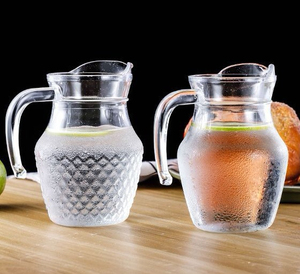 Vente en gros de petites cruches de bière en <span class=keywords><strong>verre</strong></span> 0,5 L 500ml d'<span class=keywords><strong>eau</strong></span> Rio pichets à boire avec bec et poignée latérale - Product Image 3