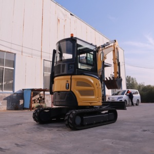 Mini-excavatrice sur chenilles de 4 tonnes avec moteur diesel et composants Yanmar et Hengli, excavatrice compacte pour la préparation et la rénovation de sols lourds - Product Image 1