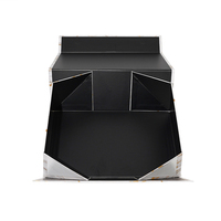 Boîte d'emballage de coffret cadeau cosmétique exquis en carton rigide avec logo imprimé en feuille d'or personnalisée, avec poignée en ruban