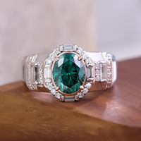 Cincin Perak S925 Pria Bestseller Lintas Negara dengan Warna Emas Putih & Emas Mawar, Dilengkapi Moissanite Oval Hijau Tua 2 Karat