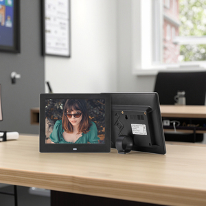 Cornice Digitale da 8 Pollici Senza Necessità di WiFi, Schermo 1024x768, Regalo Perfetto per la Nonna - Product Image 1