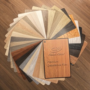Pellicola Adesiva in Vinile Effetto Legno Impermeabile Decorativa <span class=keywords><strong>per</strong></span> Rinnovamento Rivestimento <span class=keywords><strong>per</strong></span> <span class=keywords><strong>Mobili</strong></span> Adesivo in PVC Effetto Legno - Product Image 2