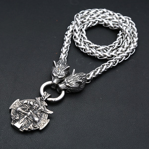 Yunnique – collier nordique Viking Odin Warrior pour hommes, pendentif en acier inoxydable, design bouclier tête de loup, bijoux cadeau - Product Image 4