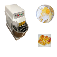 Machine à pétrir la pâte à dumplings et les pâtes à pizza, populaire aux États-Unis, pour la préparation de pâte à mochi et de pâte à donuts
