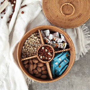 Boîte de rangement en rotin durable faite à la main de petite taille avec 5 compartiments Panier de rangement de bureau pour la maison Marque Wintop - Product Image 1