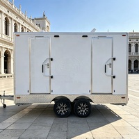 Promotion : Remorque WC Mobile 3 Postes à Essieux Jumeaux avec Chasse d'Eau, Toilettes Portables avec Urinoir et Lavabo pour Événements Extérieurs et Chantiers