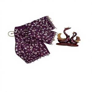 Sari en soie pour femme adulte, style Bollywood, avec rembourrage, broderie magnifique et sequins, et chemisier en soie non cousu, idéal pour les fêtes. - Product Image 1