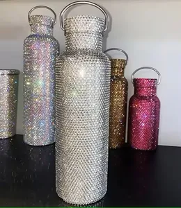 Glitzernder Edelstahl-Glasbecher individualisierte Trinkflasche Bling Strass Diamant-Wasserflasche für den täglichen Gebrauch