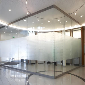 Diseño de interiores de oficina sin marco insonorizado de pared de vidrio templado de altura completa personalizado con puerta y partición de vidrio esmerilado - Product Image 2