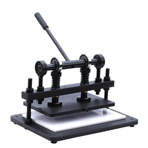 Yunqingtech Máquina de corte y prensado de cuero con troqueladora de cuchillas pequeñas y prensa plana - Product Image 1