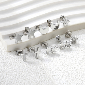 ต่างหูสแตนเลสสตีลรูปดาว รูปกากบาท รูปดอกไม้ รูปสับปะรด รูปพระจันทร์ เครื่องประดับแฟชั่นสตรี ET110401s - Product Image 2