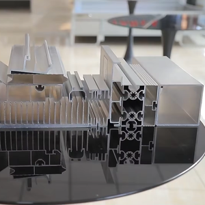 Profilo in Alluminio 6061 6063 6005 <span class=keywords><strong>6082</strong></span> Profilo in Alluminio Estruso - Product Image 1