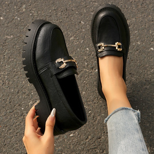 รองเท้าโลฟเฟอร์หนังแท้สไตล์อังกฤษสำหรับผู้หญิง ไซส์ใหญ่ พื้นหนา ใส่สบาย แบบสวม  ไซส์ 43 - Product Image 1