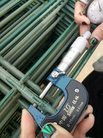 Panneau de clôture en grillage double 868 haute sécurité, doublement renforcé, écologique, anti-rongeurs, pour périmètre de stade et aire de jeux