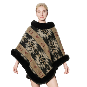 Capa de jacquard de moda para mujer con ribete de piel sintética, abrigo cálido, chal elegante para bodas y deportes de nieve - Product Image 5