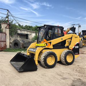 รถตักล้อยาง CAT 226B3 ขายดี รถตักขนาดเล็กสำหรับงานก่อสร้าง ราคาโรงงาน พร้อมหัวต่อไฮดรอลิกแบบเร็ว รถตักขนาดเล็กสำหรับขาย - Product Image 1