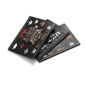 革製パッチ ホットプレス エンボス加工 PUスクリーン印刷ロゴ レザーラベル メタルラベル付き ジャケット用 - Product Image 1
