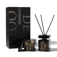 Set Hadiah Reed Diffuser Mewah Label Pribadi Kustom Botol Kaca Persegi Lilin Aroma Kedelai Set Hadiah Dengan Kotak Kemasan