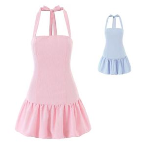 Nouvelle robe d'été pour femmes, coupe ajustée, tendance, sexy, dos nu, col halter, ourlet plissé, mini-robe - Product Image 1