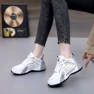 Chaussures de sport pour femmes 2025, brodées, respirantes, basses, à plateforme, décontractées, rehaussantes, pour couple - Product Image 1