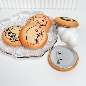 Badges en peluche personnalisés à motif d'idole, vente en gros, cadeaux promotionnels d'affaires à bas prix, fabricant de pin's en fer blanc - Product Image 6