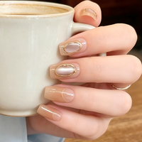Ongles press-on nude effet œil de chat avec monture dorée, ongles carrés courts brillants, ongles acryliques réutilisables
