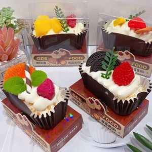สติกเกอร์ติดตู้เย็นรูปขนมปังจำลอง ของตกแต่งร้านเค้ก ของตกแต่งตู้โชว์ ของประกอบฉากถ่ายภาพอาหาร เนื้อนุ่มเด้ง - Product Image 3