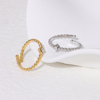 Bague ouverte géométrique en acier inoxydable personnalisée, bijoux polyvalents haut de gamme et tendance pour femmes