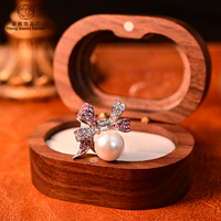 Bague Nœud Papillon en Cuivre Plaqué Or Blanc avec Strass Rose, Bijou Tendance pour Femme, Idéal Cadeau de Fête