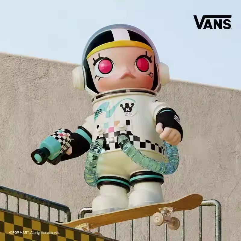 MOLLY 400% VANS