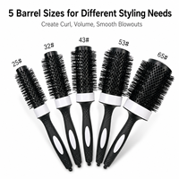 Brosse ronde en céramique avec corps ventilé et poils en nylon résistants à la chaleur pour un séchage professionnel, un volume et une coiffure lisse