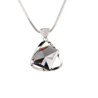 Collier pendentif chic en alliage de zinc noir avec motif couple enlacé - Idéal pour les fêtes, alliage de zinc, collier pendentif N2603265