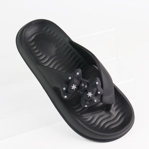 Chanclas <span class=keywords><strong>baratas</strong></span> lisas de verano de playa personalizadas para mujer, <span class=keywords><strong>sandalias</strong></span> <span class=keywords><strong>bonitas</strong></span> para mujer, zapatillas de espuma sexis calientes - Product Image 3