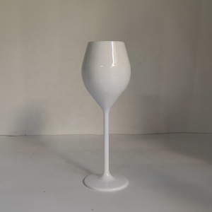 Gobelet à vin élégant et moderne en forme de goutte d'eau <span class=keywords><strong>Verres</strong></span> à jus transparents avec tige élégante façonnée pour la fonctionnalité de style - Product Image 2