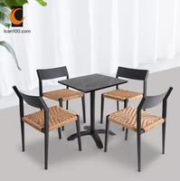 Ensembles de meubles de café noir Tables et chaises Meubles de salle à manger de restaurant commercial Ensemble de 4